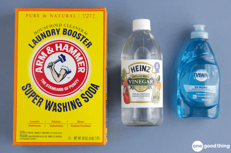 Grease-Cutting Floor Cleaner