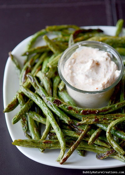 Roasted-Green-Bean-Fries-with-Creamy-Dipping-Sauce-These-fries-are-amazing-and-even-taste-better-than-potato-french-fries-Roasting-is-the-key-to-great-veggies