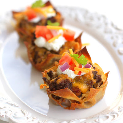 taco-cupcakes-plate