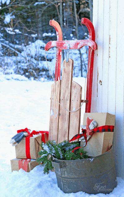 Creative Ways to Decorate Your Front Door for Christmas