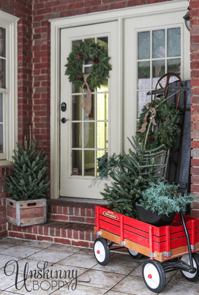 Creative Ways to Decorate Your Front Door for Christmas
