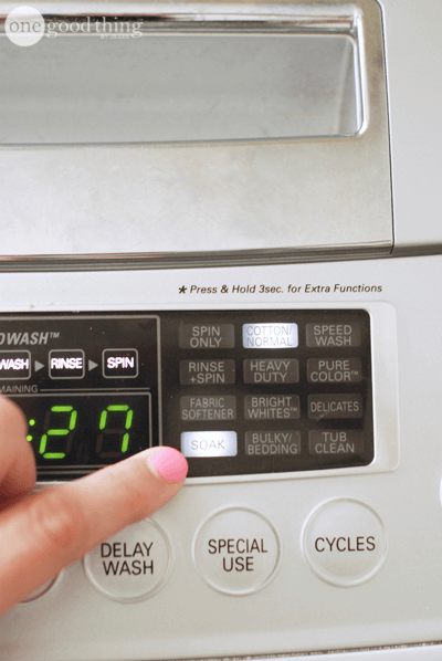 Miracle Laundry Whitening Solution