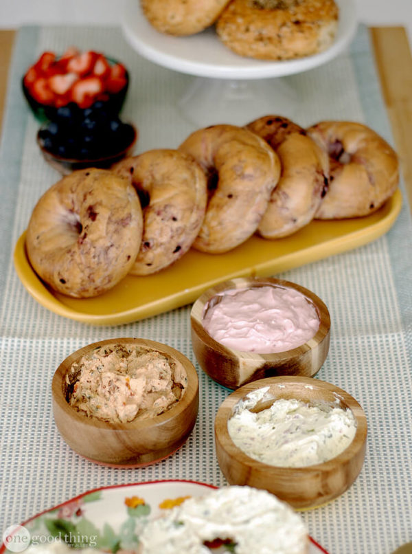 3 MouthWatering Homemade Cream Cheese Spreads