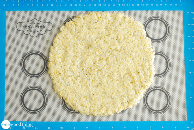 cauliflower pizza crust