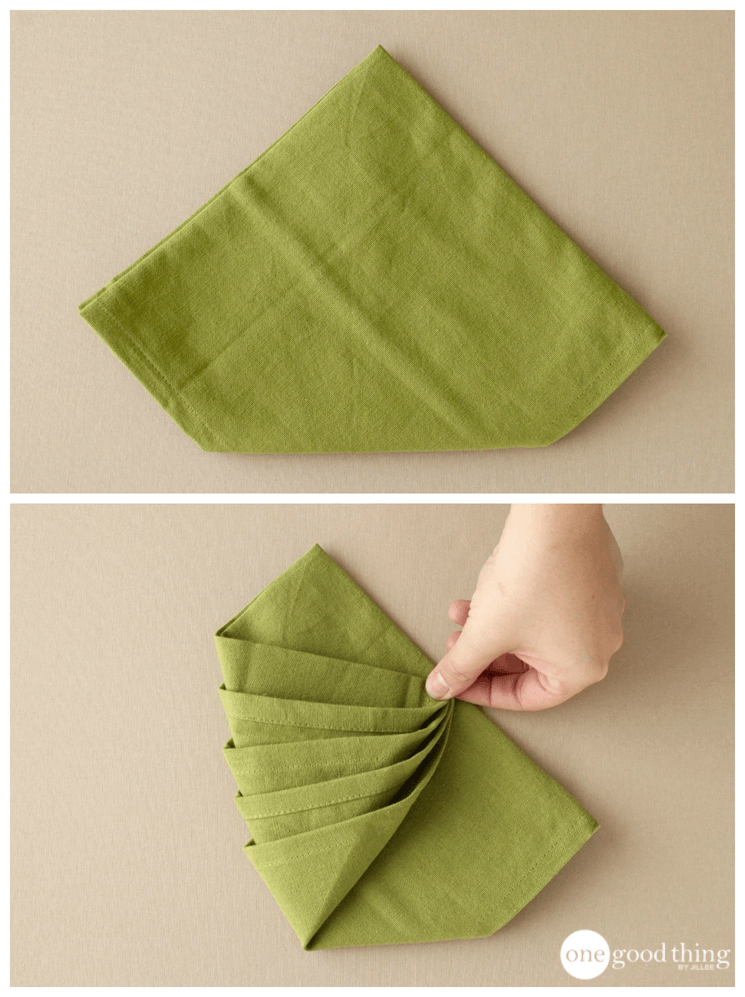 How To Make Christmas Tree Napkins