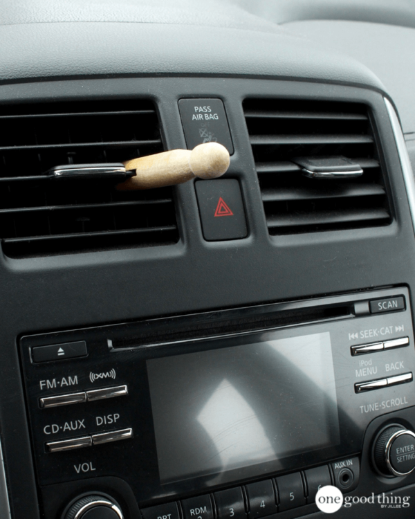 How To Make 3 NaturallyScented Air Fresheners For Cars