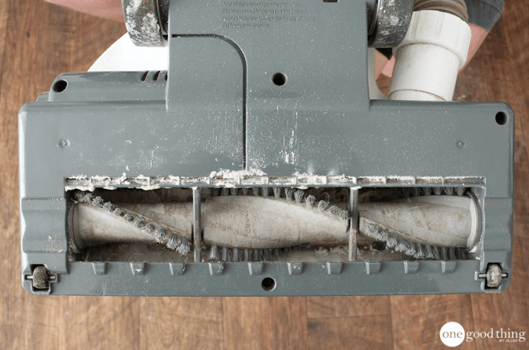 How To Clean and Maintain Your Vacuum