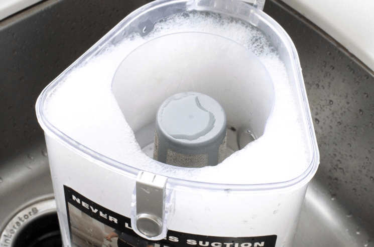 How To Clean and Maintain Your Vacuum