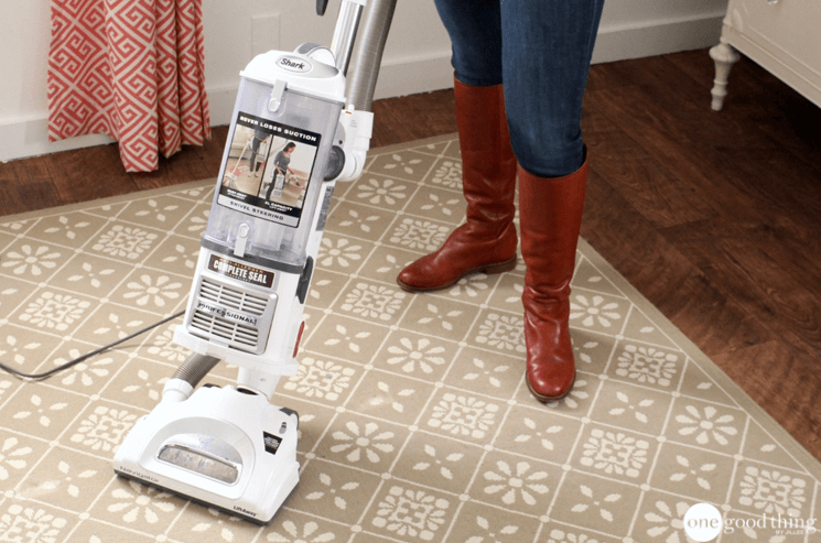 How To Clean and Maintain Your Vacuum