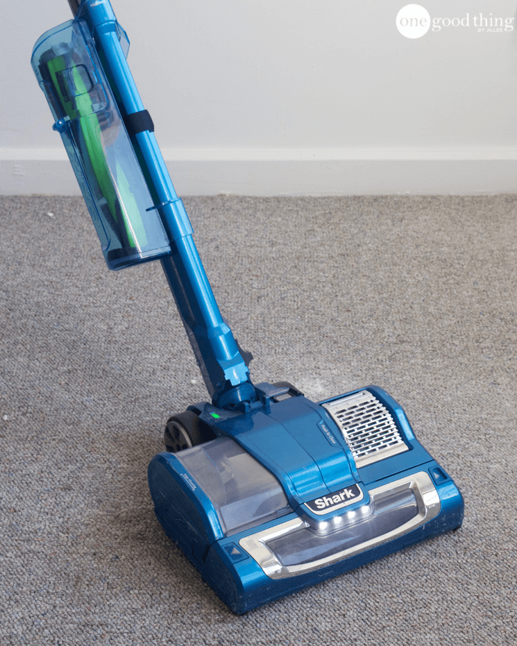 How To Make A Cheap & Natural Deodorizing Carpet Powder