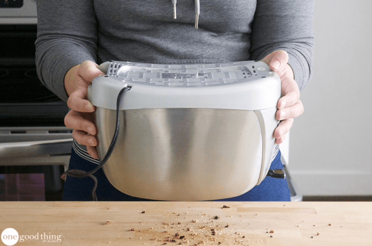 How To Clean Your Toaster So It Looks Brand New