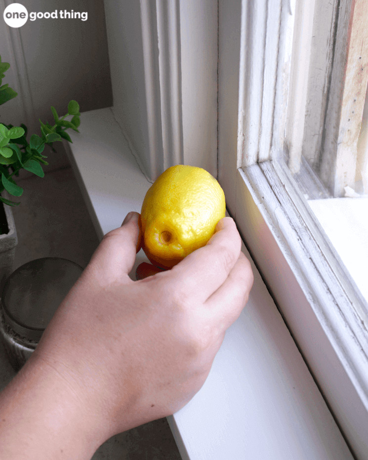 20 Uses For Lemons