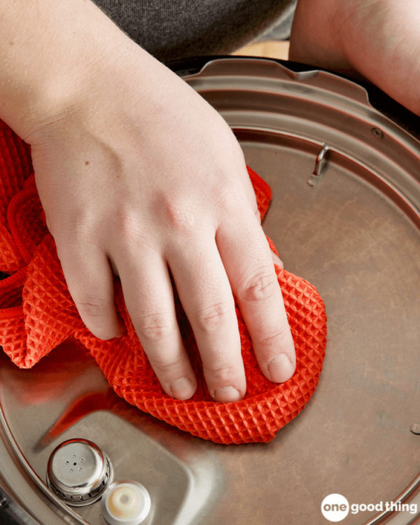 How To Sanitize An Instant Pot So It Stays Like New
