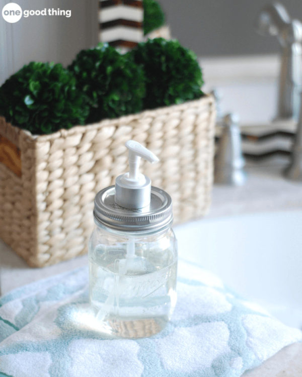 Creative Ideas For Glass Jars [13 Ways To Use Mason Jars]