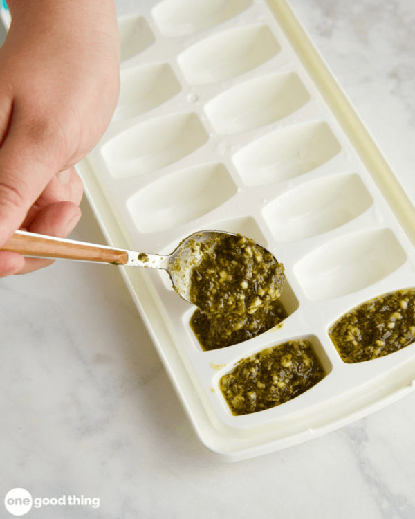 21 Brilliant Ways You Can Save Money With An Ice Cube Tray