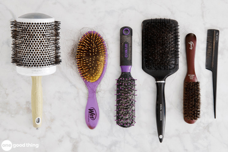 How To Clean Your Hairbrush