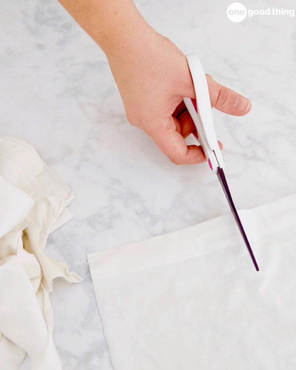 15 Things You Never Thought To Do With An Old Pillow