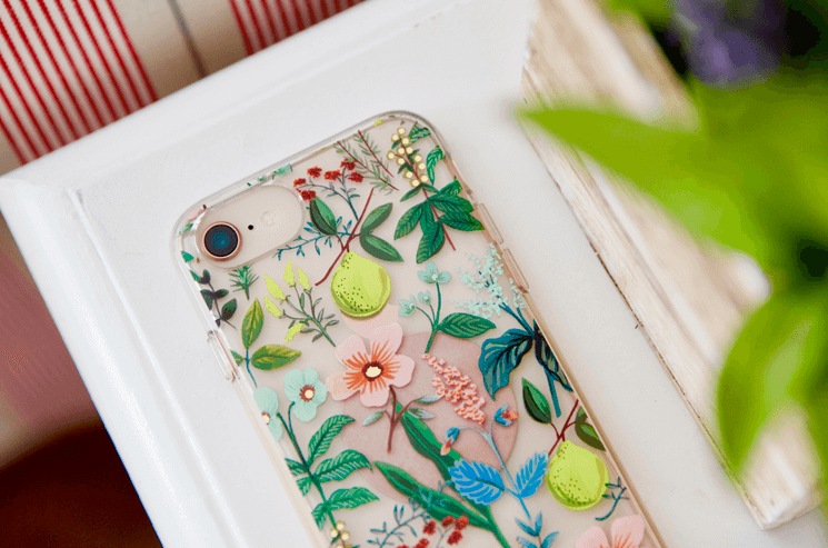 Things To Buy on eBay Top of the line phone cases are a good thing to buy on eBay -- you can get super deals.