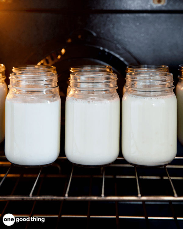 This Amazing Crockpot Yogurt Is Surprisingly Easy To Make