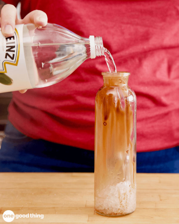 How To Clean Glass Bottles Easy Tips & Hacks