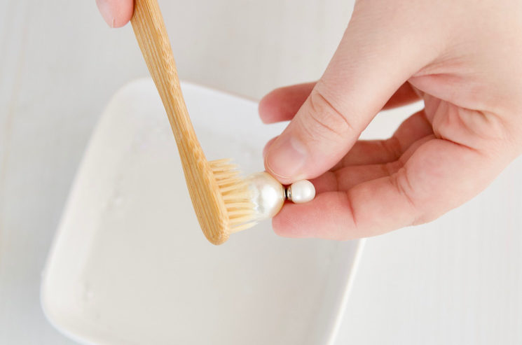 jewelry cleaning