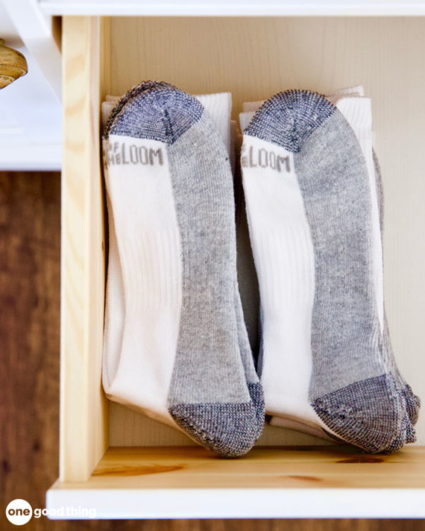 Wondering Which Clothes To Hang Or Fold? Here's The Answers