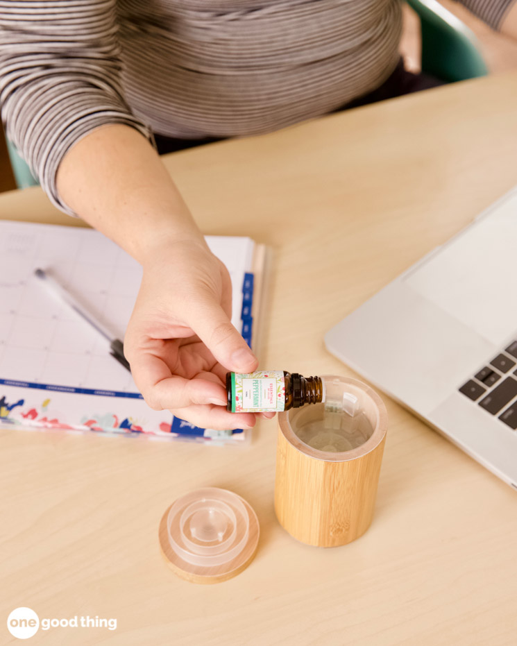 essential oils for everyday aches and pains