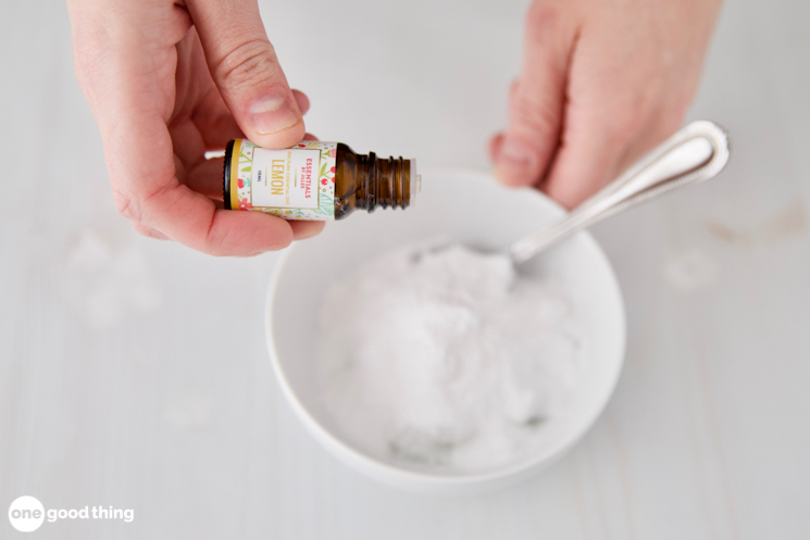 DIY Goo Gone Gunk Remover DIY Goo Gone Gunk Remover - adding lemon essential oil to other ingredients