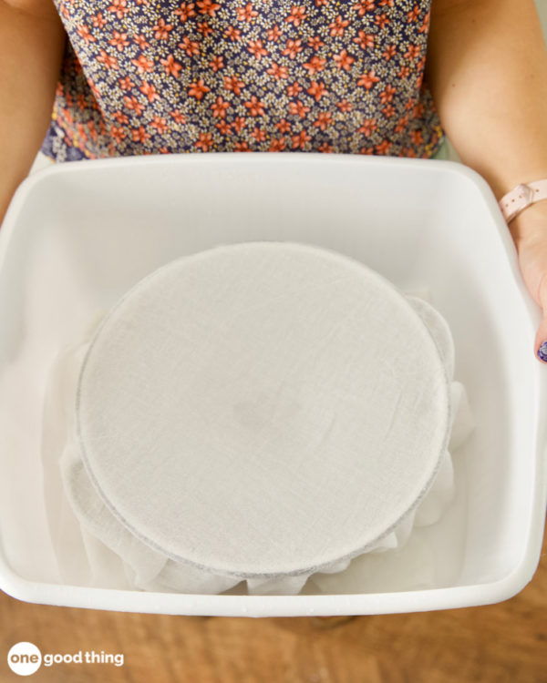 How To Remove Fruit Stains From Your Clothing