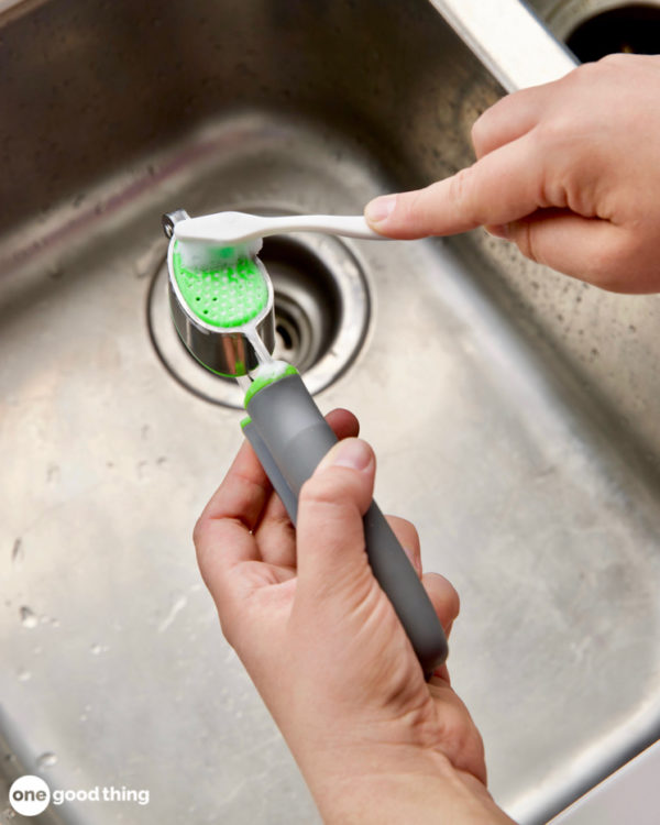 11 Things You Should Not Put In Your Dishwasher