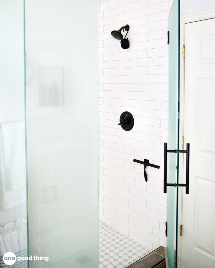 How To Take The Ultimate Shower For Headache Relief