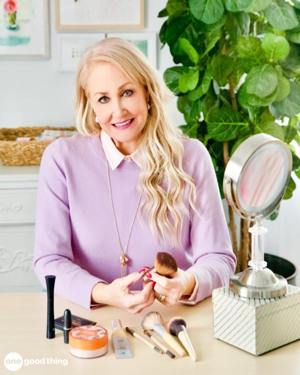 4 Reasons To Apply Your Eye Makeup First