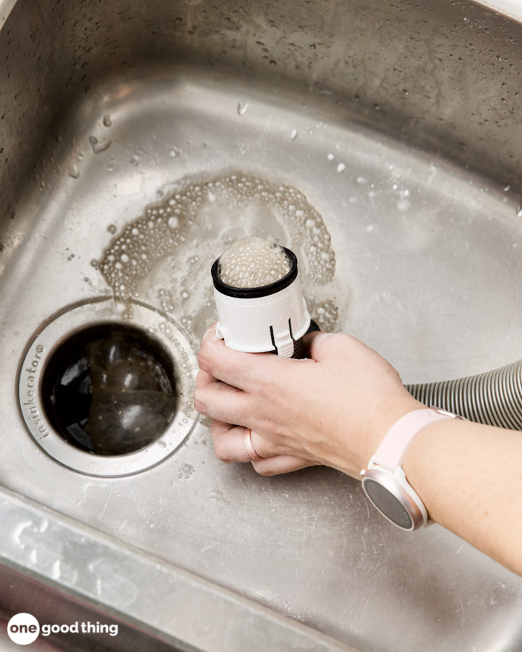 how to clean your vacuum