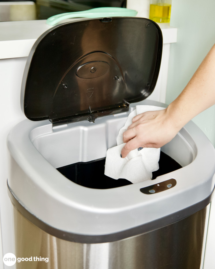 Avoid A Stinky Garbage Can