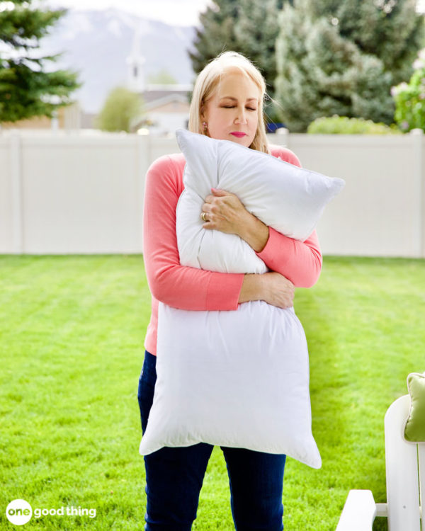 How To Air Out Your Pillows (And Why You Need To)