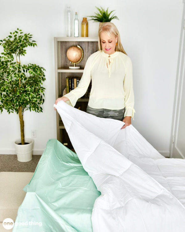 How To Put Your Duvet Cover On The Easy Way