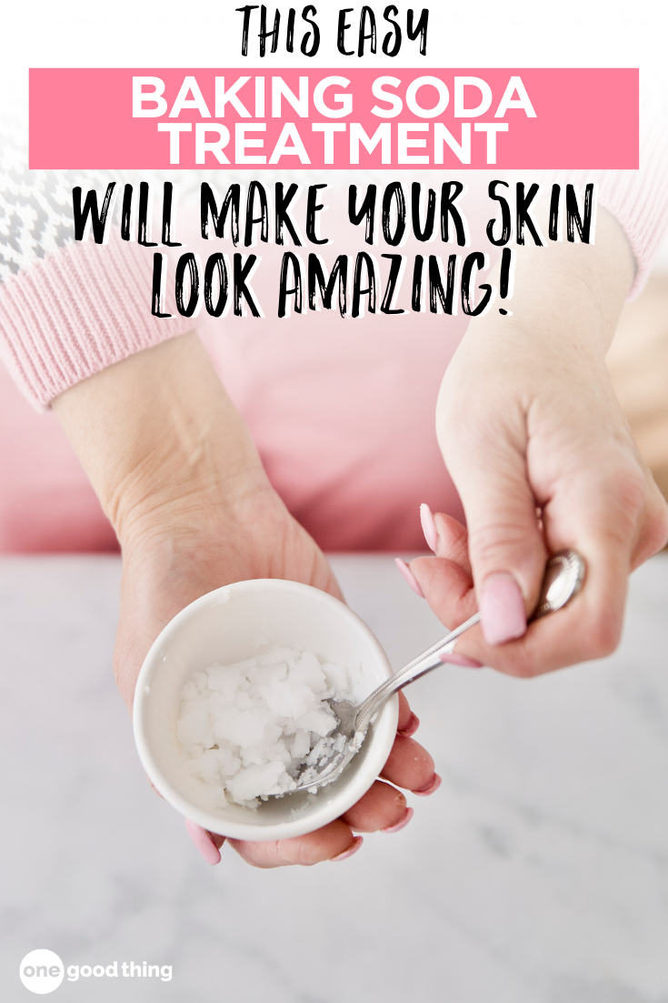 How To Make A DIY Baking Soda Microdermabrasion Scrub