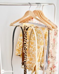 Regret to throw away Regret to throw away