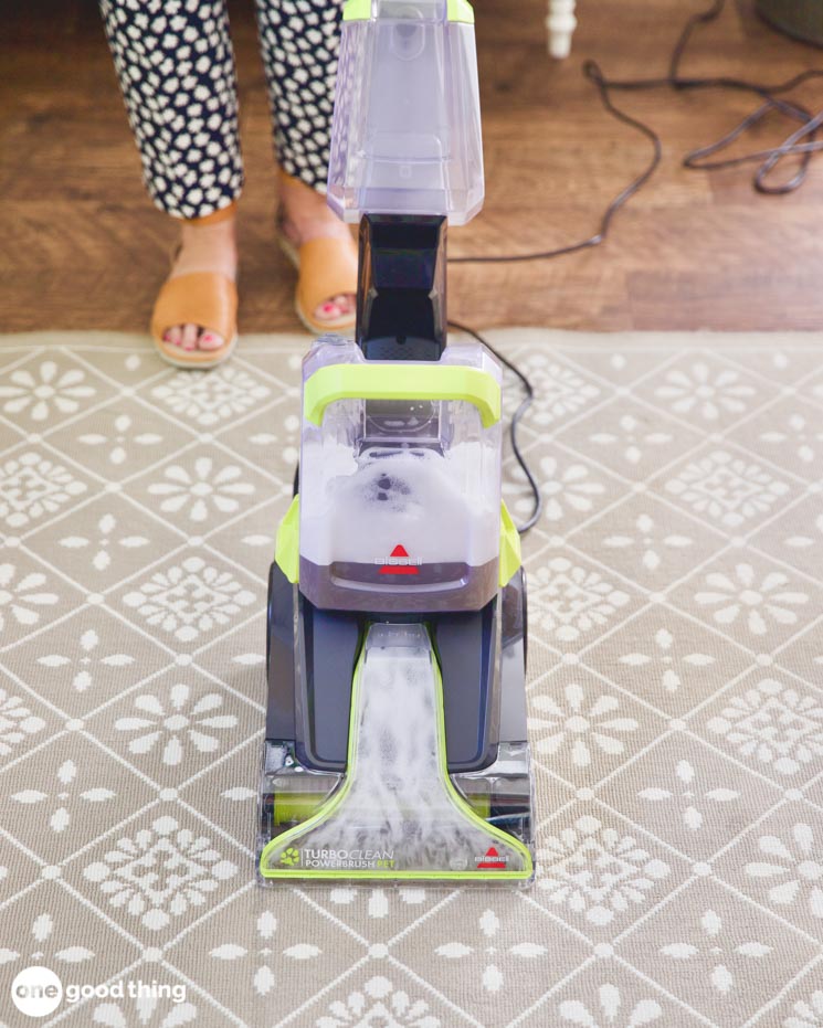 Make This Easy Carpet Cleaner Solution For Cheap!