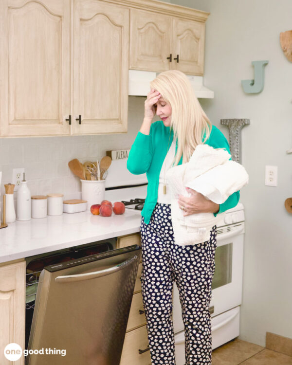 Can You Use Dish Soap In A Dishwasher?