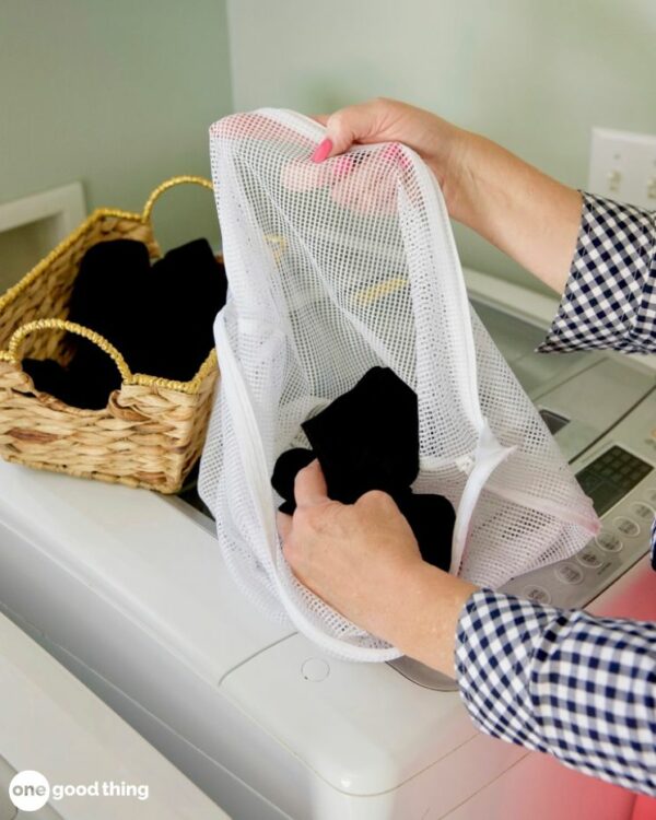 17 Surprisingly Smart Ways To Use Mesh Laundry Bags