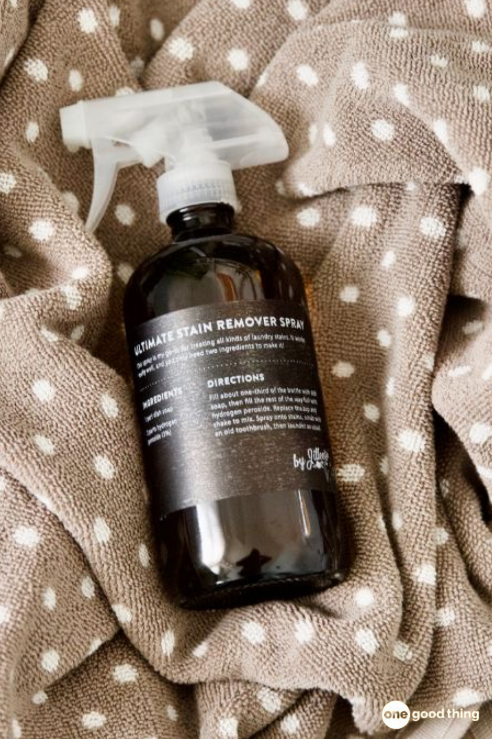 Does Hydrogen Peroxide Bleach Clothes? It's Complicated